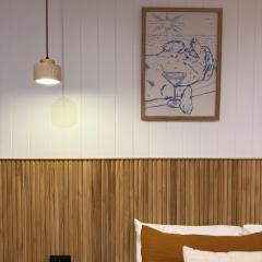 Waters Edge - Dunbar Court - Central Location