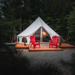 Spacious Bell Tent with Private Deck & Forest Access near Carson, Washington