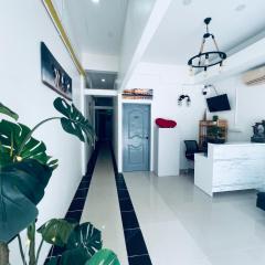 LimeTree Loft Guesthouse