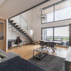 Loft moderno con terraza y piscina en Valencia