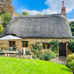 Fairytale Cottage in the Country