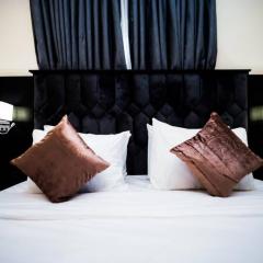 Ralphnest Suite & Lounge Limited