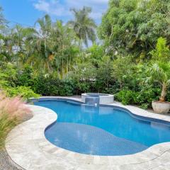 1 Mi to Lake Worth Beach Park Poolside Paradise!