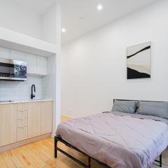 Gorgeous studio with Free parking