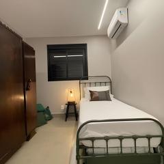 Retro Elegance, Acoonchergo com Estilo