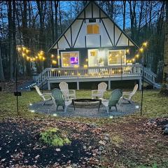 Lake Access, Hot Tub, Fire Pit