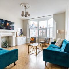 The Queens Ground Floor Apartment