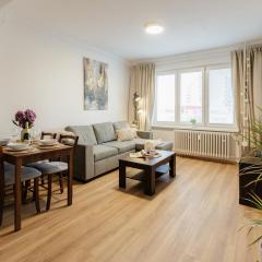 BNB Sklenarova Apartment with Balcony