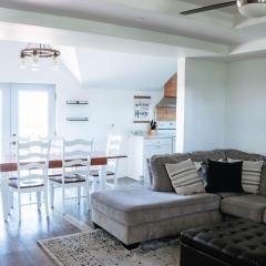 Cordova Retreat - 7 Minutes from the Ark!