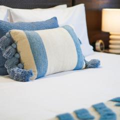 Resort Style Getaway 3BR with King Beds Pool