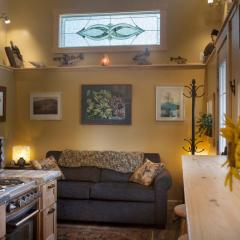 Rush River Cottage & Gardens