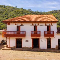 Hotel Don Eduardo Quintero M