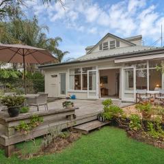 Bespoke Stays - Elegant Devonport Living