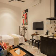 Central District Loft Style Studio 1B !