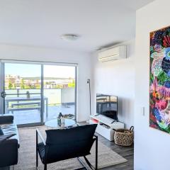 Modern & Relaxed Apartment, Great Views @Wright