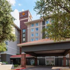 La Quinta by Wyndham San Antonio Airport