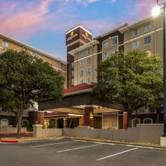 La Quinta by Wyndham San Antonio Airport