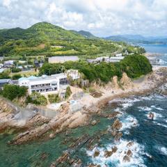 MAX CUBE Inami Seafront