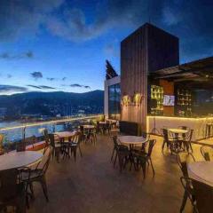 Front One Hotel Jayapura