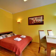 Komfortowe Studio Sun Seasons 24 w Karpaczu z Balkonem by Noclegi Renters