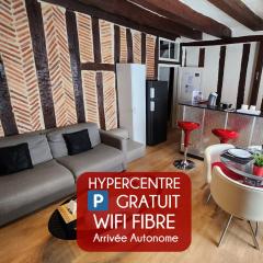 "L'Appart" Vieux Tours - Charme - Place Plumereau - Arrivée Autonome