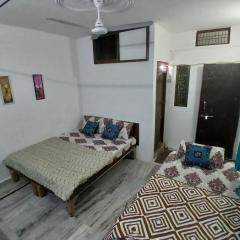 Kashvi Homestay