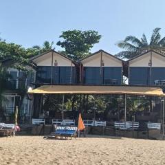 Casa Beach hut Resort