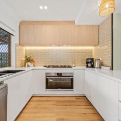 Short Stay Sanctuary - Close to airport