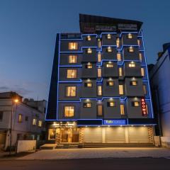 FabHotel Golden Comforts - Near Shivaji Nagar
