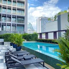 Noble Remix Thonglor - Direct BTS Access - Super Fast Wi-Fi