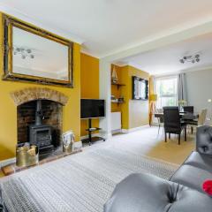 Smart & Comfortable 3-bedroom Victorian house