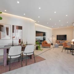 Coralie 3 bedroom apartment 40m from the beach