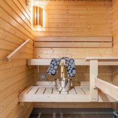 1BR Apartment with Sauna, Balcony & Free Parking