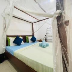 Lunai Hotel & Restaurant