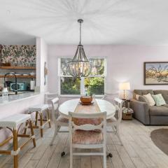 Relaxing beach getaway just steps to the shore