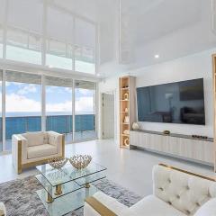 Luxury Three-Bedroom Oceanfront Apartment with Panoramic Views