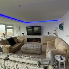 The Beach House Worthing 5 Bedrooms 3 Bathrooms Hot Tub BBQ