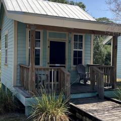 Lakeside Cabin for a Glamping Getaway near Tampa, Florida