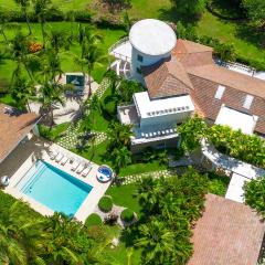 Villa Desiree - Luxury Golf-Course Villa with Pool, BBQ, Playground & Maid