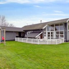 Holiday Home Thrugels - 600m from the sea by Interhome