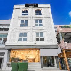 Super Townhouse Kali Ghat Prayagraj Formerly Ramesh Palace