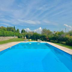 Sunshine luxury apartment