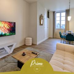 Appartement Saint-Cyr - Les Suites du Palais, parking privé, vue cathédrale, 3 chambres, by PRIMO C0NCIERGERIE