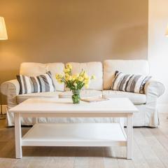 Apartment near Royal Lazienki Parki by ACG