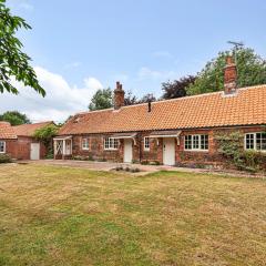 The Long Cottage with attic