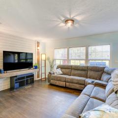 Coastal Cozy - Newport Home with Private Hot Tub