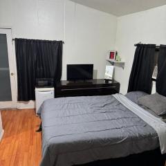 Cozy Private Room Near Disneyland, Beaches & Downtown LA