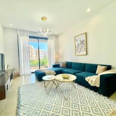 NEW bright and luxurious 2 bedrooms in Rd Malaga
