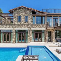 Summitridge Bev Hills Villa with Pool, Spa, Roof Deck