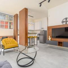 Curl 2-Bedroom Apartment in Gemmayzeh